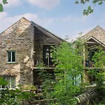 Millstream - Uk1532 * Alston
