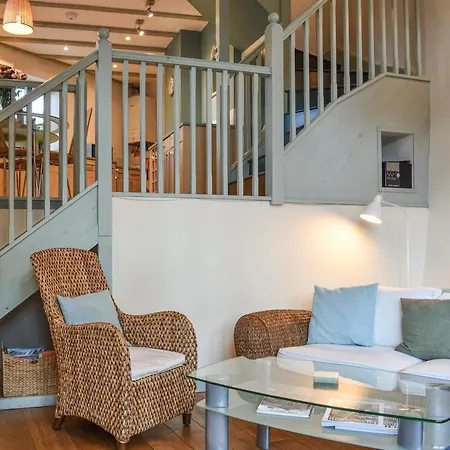 Millstream - Uk1532 Alston